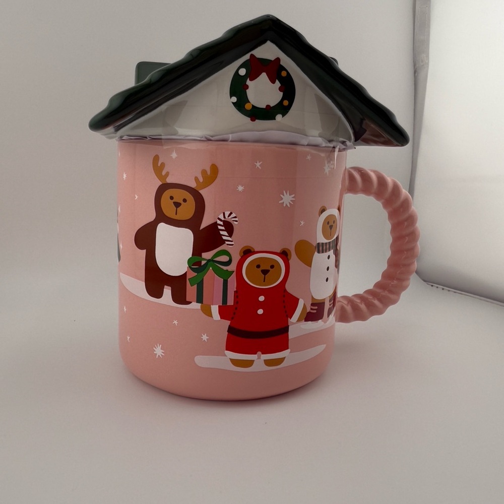 Starbucks 2025 Holiday Gingerbread House Mug.